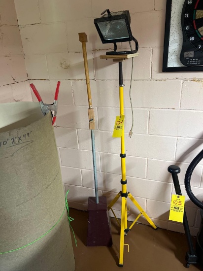 Portable Shop Light and Stand