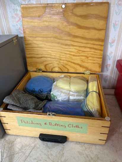 Wood Box with Polishing and Buffing Cloths
