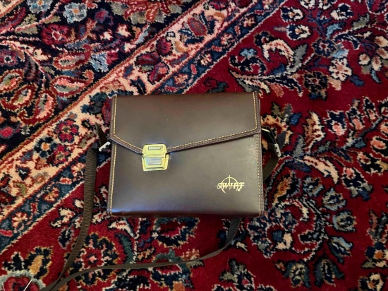 Swift Ultra Light binoculars with case 8x42