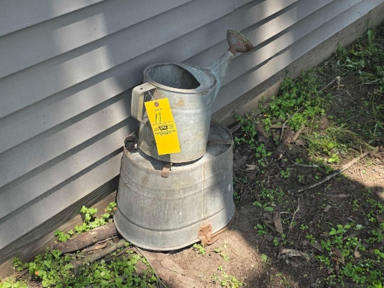 Sprinkler Can, Bucket