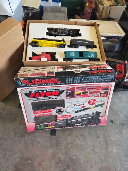 Lionel Train NYC Flyer 027 Gauge