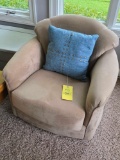 Round Upholsterd Tan Chair
