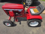 Wheel Horse 500 Special Tractor 6HP