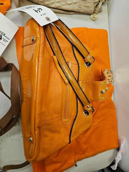 Sharif purse