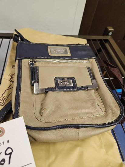 Sharif purse