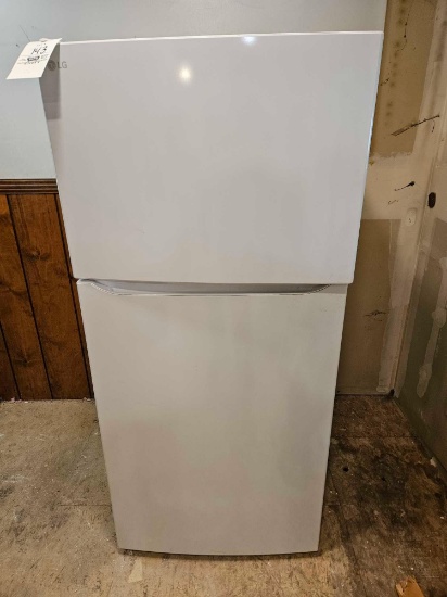 LG refrigerator, 1 yr old