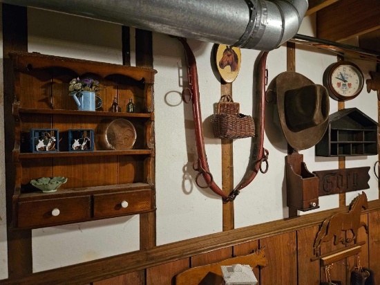 Wall decor, primitives