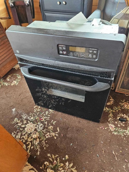 Builtin GE oven