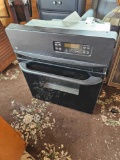 Builtin GE oven