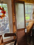 Set of bifold doors, ceiling fan