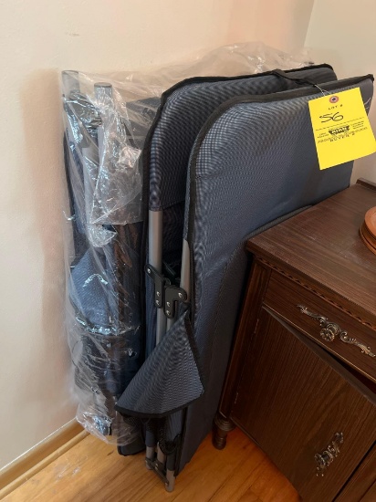 2 folding cots