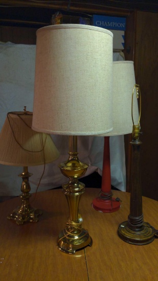 (2) Brass and (2) Wood Vintage Table Lamps