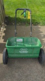 Scotts Turf Builder Classic drop fertilizer