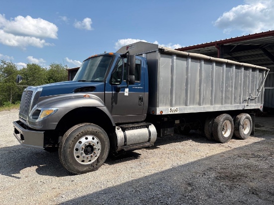 2007 international 7000 dump truck, 20ft Scott alum bed