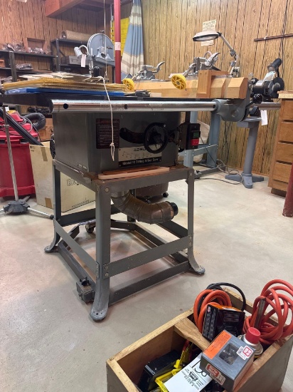 Heavy Duty Delta Model 10 tilting arbor saw. 230 volt