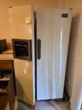 Hotpoint Side by Side Refrigerator