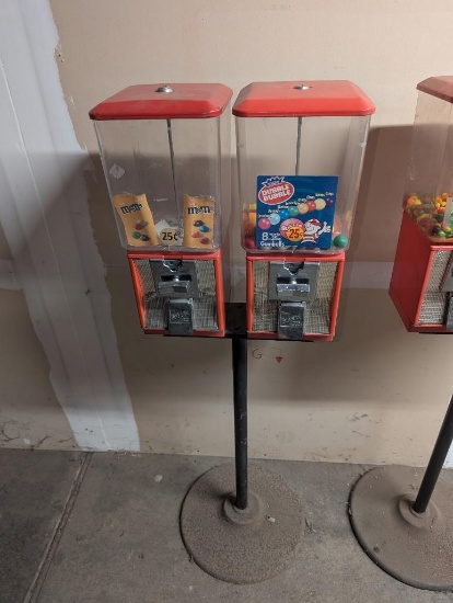 NorthWestern Candy Vending Machine on stand