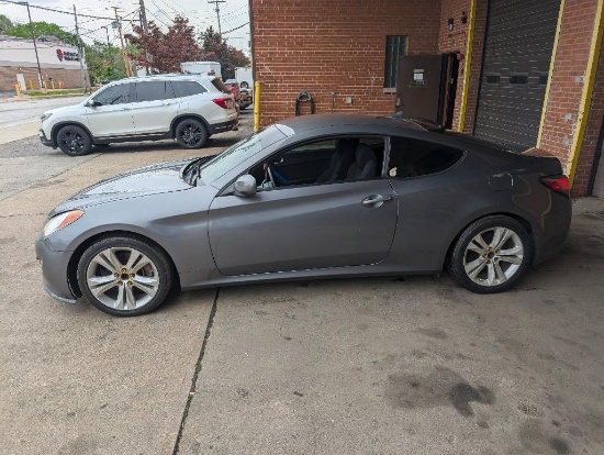 2010 Hyundai Genesis Coupe (4 Cylinders D 2.0L MFI Turbo DOHC 122 CID)