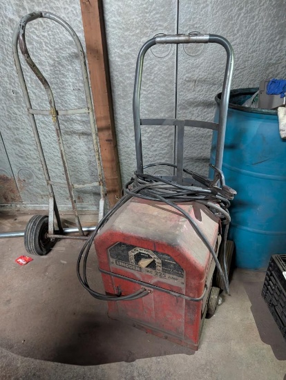 Lincoln AC225 amp welder on dolly