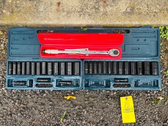 Impact sockets, torque wrench