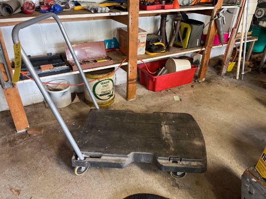 Rubbermaid cart w/ foldable handle