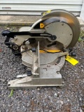 Dewalt 12 Compound Miter Saw