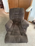 Best Home furnishings recliner & reading light