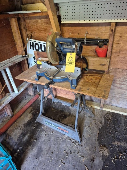 Ryobi Model TS1340 Miter Saw w/ Black & Decker Workmate Stand