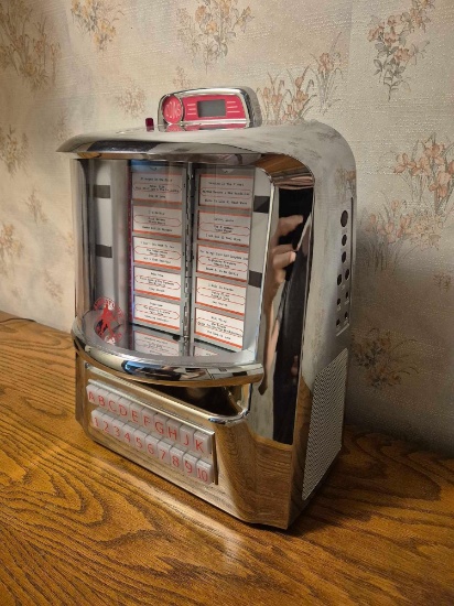 Elvis Presley Signature Edition Wallbox Style FM Radio/CD Player