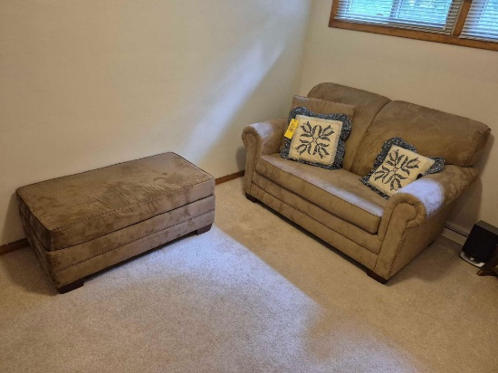 Modern Loveseat w/ Matching Storage Ottoman