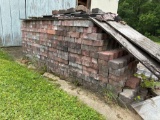 approx 1100 plus patio paver brick