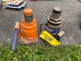 Two 20ton hyd bottle jacks
