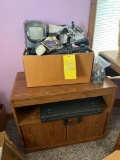 Entertainment Stand / Electronics, DVD/CD Players