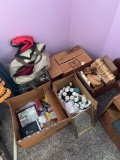 Home Decor / Luggage / Picture Frames