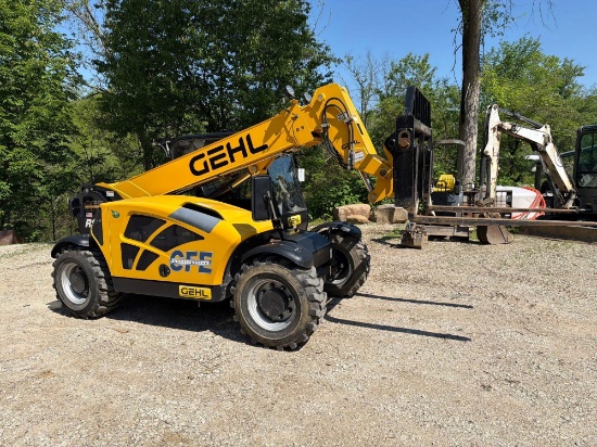 2023 Gehl Telehandler Model RS5-19 Only 158 Hours