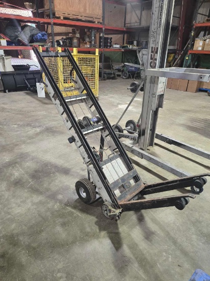Escalera Model MLA-EQ Motorized Stairlift