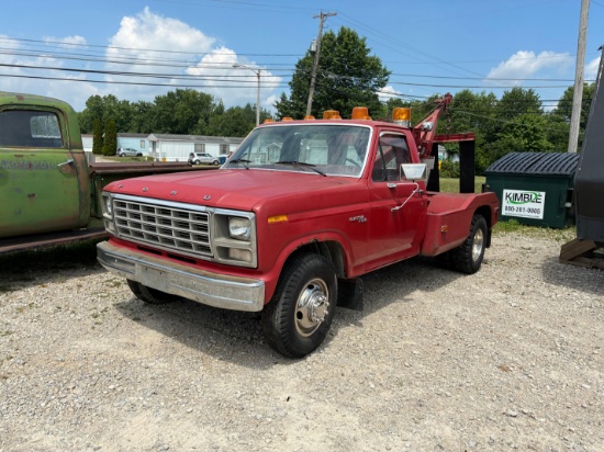 F350 Custom Tow Truck
