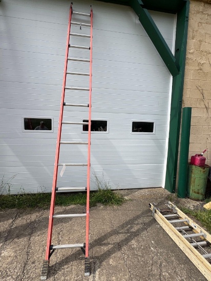Werner Fiberglass part of 28' Extension ladder