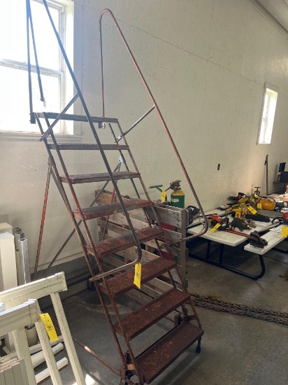 Rolling metal stairs