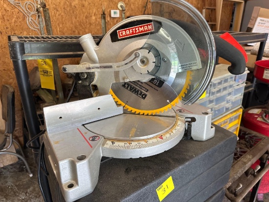 Craftsman 10 inch miter saw with DeWalt blade