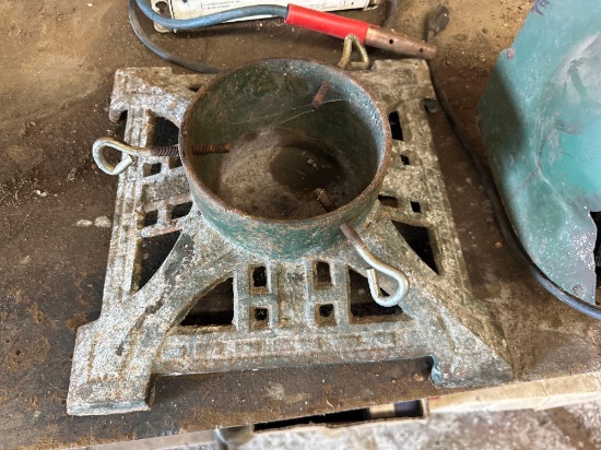 Christmas tree stand
