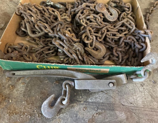 small log chain and small boomer