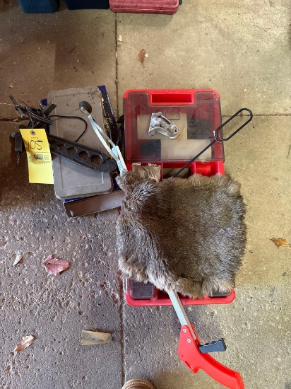 Tap and die set, small pelt, trash grabbers