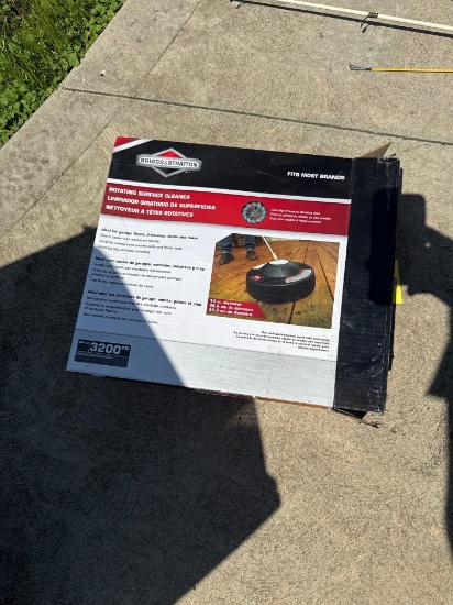 Pressure washer surface cleaner