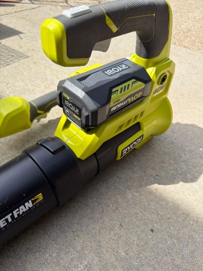 Ryobi 40V blower and weed whip w extras