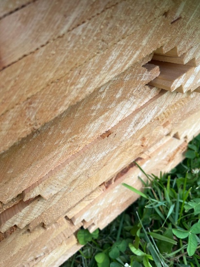 1 x 8inch x 8 ft knotty pine ship lap tounge and groove lumber 228 pieces