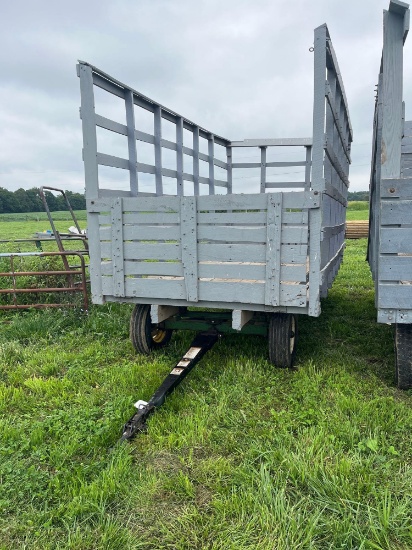7 1/2 ft x 16 wood kicker wagon on John Deere gear