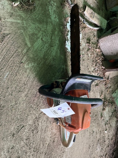 Stihl MS 251c chain saw