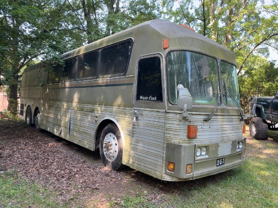 1981 Silver Eagle International Bus