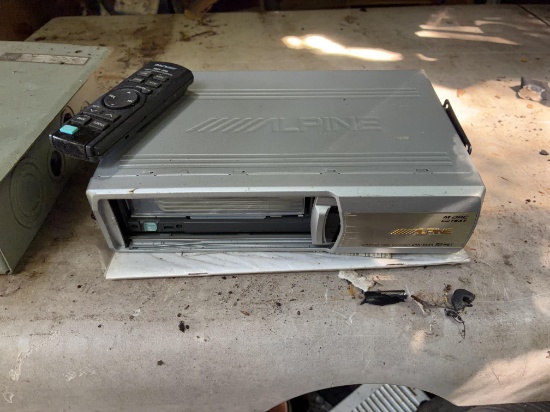 Never Used Alpine CD Changer - Sanyo TV